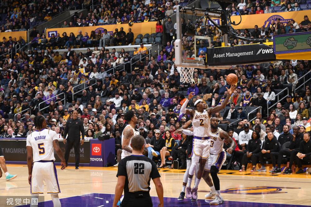 他从不满足 他从不满足